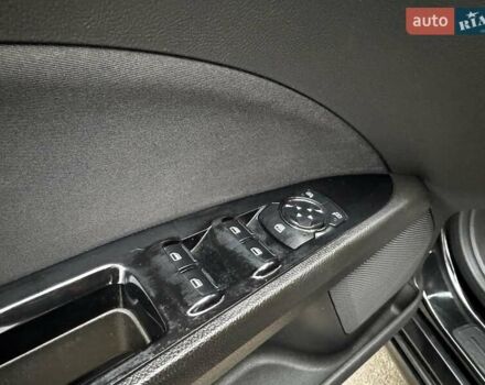 Черный Форд Фьюжн, объемом двигателя 2.5 л и пробегом 181 тыс. км за 9990 $, фото 11 на Automoto.ua