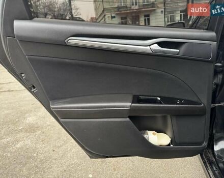 Черный Форд Фьюжн, объемом двигателя 2.5 л и пробегом 181 тыс. км за 9990 $, фото 25 на Automoto.ua