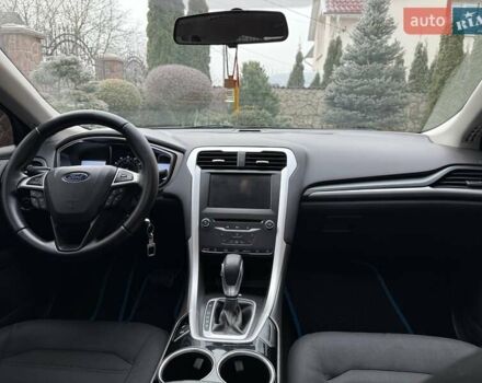 Чорний Форд Фьюжен, об'ємом двигуна 1.6 л та пробігом 181 тис. км за 8200 $, фото 56 на Automoto.ua