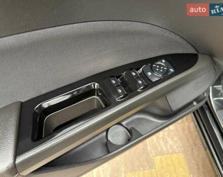 Чорний Форд Фьюжен, об'ємом двигуна 1.6 л та пробігом 181 тис. км за 8200 $, фото 20 на Automoto.ua