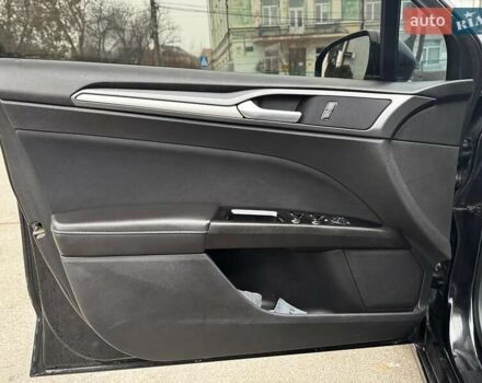 Черный Форд Фьюжн, объемом двигателя 2.5 л и пробегом 181 тыс. км за 9990 $, фото 10 на Automoto.ua