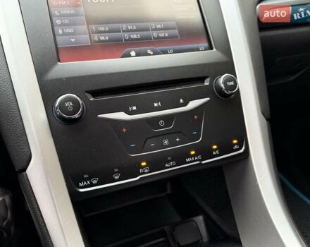 Чорний Форд Фьюжен, об'ємом двигуна 1.6 л та пробігом 181 тис. км за 8200 $, фото 35 на Automoto.ua