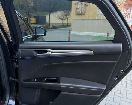 Чорний Форд Фьюжен, об'ємом двигуна 2 л та пробігом 187 тис. км за 9600 $, фото 36 на Automoto.ua