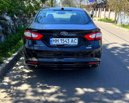 Черный Форд Фьюжн, объемом двигателя 2 л и пробегом 276 тыс. км за 8499 $, фото 2 на Automoto.ua