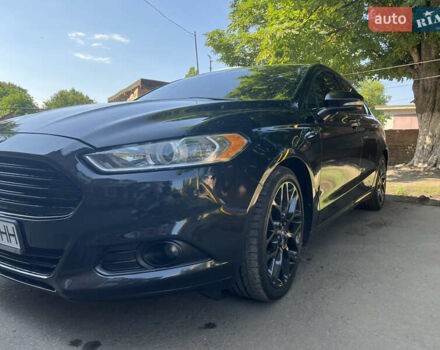 Черный Форд Фьюжн, объемом двигателя 2 л и пробегом 268 тыс. км за 10500 $, фото 1 на Automoto.ua