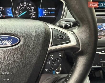 Чорний Форд Фьюжен, об'ємом двигуна 1.6 л та пробігом 181 тис. км за 8200 $, фото 25 на Automoto.ua