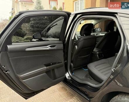 Чорний Форд Фьюжен, об'ємом двигуна 1.6 л та пробігом 181 тис. км за 8200 $, фото 42 на Automoto.ua