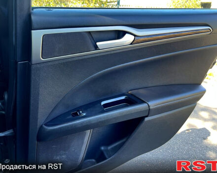 Черный Форд Фьюжн, объемом двигателя 2 л и пробегом 276 тыс. км за 8499 $, фото 9 на Automoto.ua