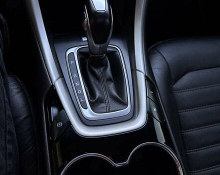 Черный Форд Фьюжн, объемом двигателя 2 л и пробегом 234 тыс. км за 12600 $, фото 19 на Automoto.ua