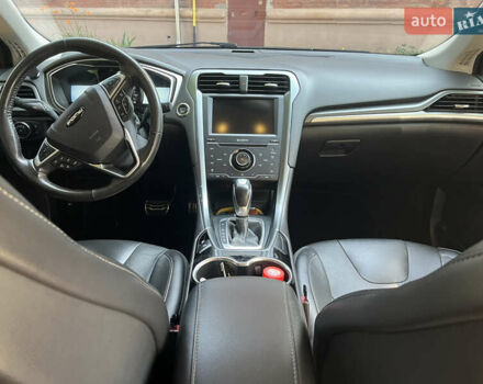 Черный Форд Фьюжн, объемом двигателя 2 л и пробегом 268 тыс. км за 10500 $, фото 3 на Automoto.ua