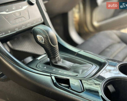Чорний Форд Фьюжен, об'ємом двигуна 2.49 л та пробігом 190 тис. км за 8999 $, фото 13 на Automoto.ua