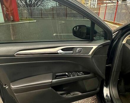 Черный Форд Фьюжн, объемом двигателя 2 л и пробегом 196 тыс. км за 11000 $, фото 4 на Automoto.ua