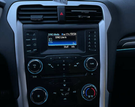 Черный Форд Фьюжн, объемом двигателя 2.5 л и пробегом 200 тыс. км за 7850 $, фото 7 на Automoto.ua