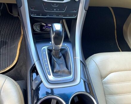 Чорний Форд Фьюжен, об'ємом двигуна 2 л та пробігом 200 тис. км за 8500 $, фото 6 на Automoto.ua