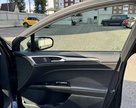 Чорний Форд Фьюжен, об'ємом двигуна 2 л та пробігом 144 тис. км за 10700 $, фото 29 на Automoto.ua