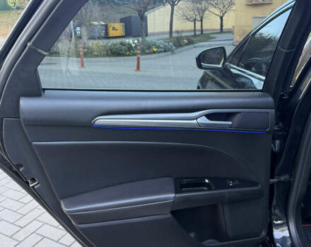 Чорний Форд Фьюжен, об'ємом двигуна 2 л та пробігом 187 тис. км за 9600 $, фото 31 на Automoto.ua