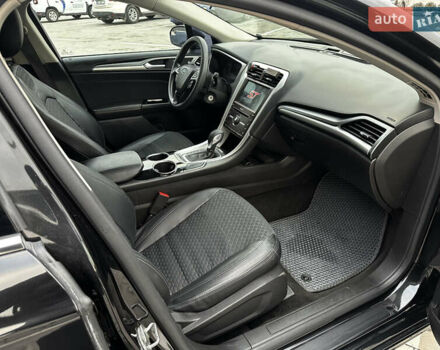 Чорний Форд Фьюжен, об'ємом двигуна 2.49 л та пробігом 182 тис. км за 10000 $, фото 37 на Automoto.ua