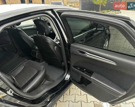 Чорний Форд Фьюжен, об'ємом двигуна 2.49 л та пробігом 182 тис. км за 10000 $, фото 41 на Automoto.ua