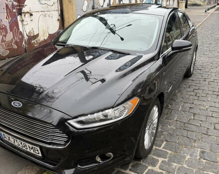 Черный Форд Фьюжн, объемом двигателя 2 л и пробегом 320 тыс. км за 9200 $, фото 1 на Automoto.ua