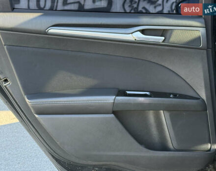Чорний Форд Фьюжен, об'ємом двигуна 2.49 л та пробігом 245 тис. км за 8950 $, фото 16 на Automoto.ua