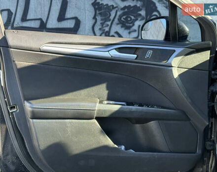 Чорний Форд Фьюжен, об'ємом двигуна 2.49 л та пробігом 245 тис. км за 8950 $, фото 12 на Automoto.ua