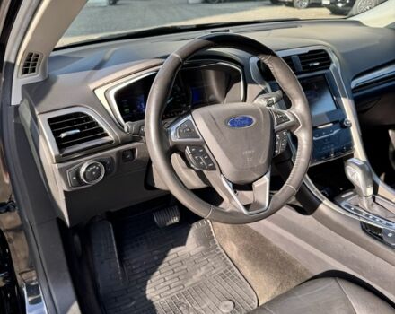 Чорний Форд Фьюжен, об'ємом двигуна 2 л та пробігом 147 тис. км за 9000 $, фото 4 на Automoto.ua