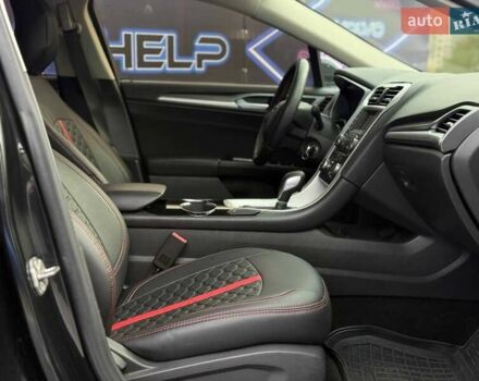 Форд Фьюжен 2013 у Запоріжжя на Automoto.ua Чорний Форд Фьюжен, об'ємом двигуна 2.49 л та пробігом 240 тис. км за 9299 $, фото 6 на Automoto.ua