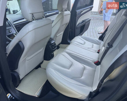 Черный Форд Фьюжн, объемом двигателя 2 л и пробегом 149 тыс. км за 13350 $, фото 18 на Automoto.ua