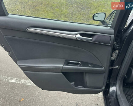 Черный Форд Фьюжн, объемом двигателя 2.49 л и пробегом 208 тыс. км за 7999 $, фото 17 на Automoto.ua