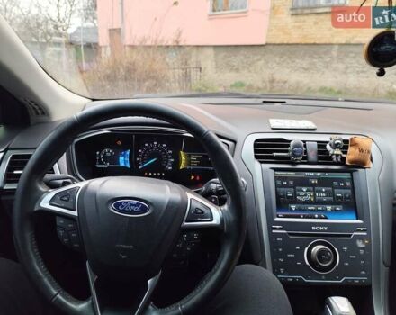 Чорний Форд Фьюжен, об'ємом двигуна 2 л та пробігом 160 тис. км за 9950 $, фото 19 на Automoto.ua