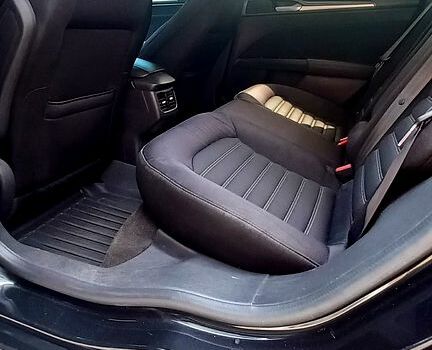 Черный Форд Фьюжн, объемом двигателя 2.5 л и пробегом 165 тыс. км за 10500 $, фото 4 на Automoto.ua