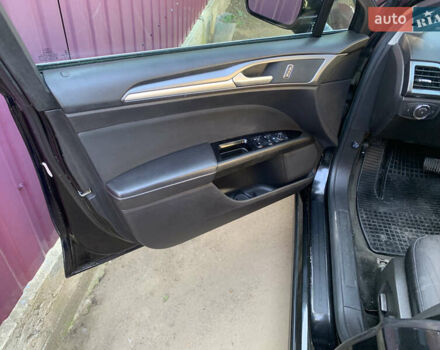 Черный Форд Фьюжн, объемом двигателя 2.49 л и пробегом 220 тыс. км за 9000 $, фото 12 на Automoto.ua