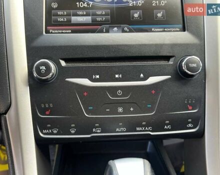 Черный Форд Фьюжн, объемом двигателя 1.5 л и пробегом 147 тыс. км за 10700 $, фото 11 на Automoto.ua