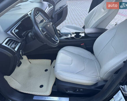 Черный Форд Фьюжн, объемом двигателя 2 л и пробегом 149 тыс. км за 13350 $, фото 17 на Automoto.ua