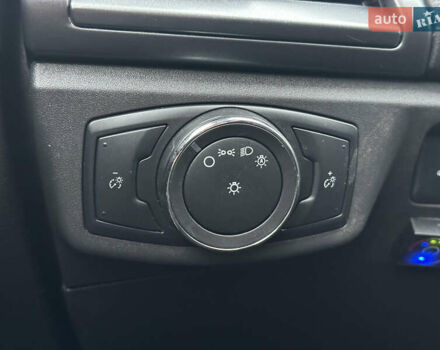 Черный Форд Фьюжн, объемом двигателя 2.49 л и пробегом 208 тыс. км за 7999 $, фото 40 на Automoto.ua