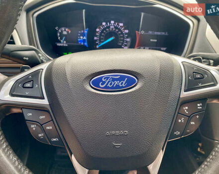 Черный Форд Фьюжн, объемом двигателя 2 л и пробегом 249 тыс. км за 10977 $, фото 44 на Automoto.ua