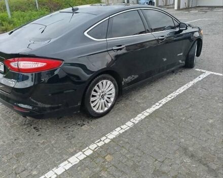 Чорний Форд Фьюжен, об'ємом двигуна 2 л та пробігом 183 тис. км за 12000 $, фото 2 на Automoto.ua