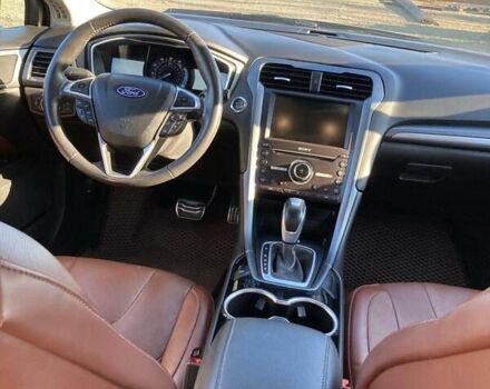 Чорний Форд Фьюжен, об'ємом двигуна 2 л та пробігом 130 тис. км за 13500 $, фото 6 на Automoto.ua