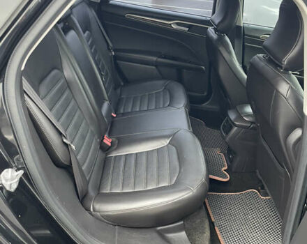 Чорний Форд Фьюжен, об'ємом двигуна 2 л та пробігом 131 тис. км за 11999 $, фото 11 на Automoto.ua