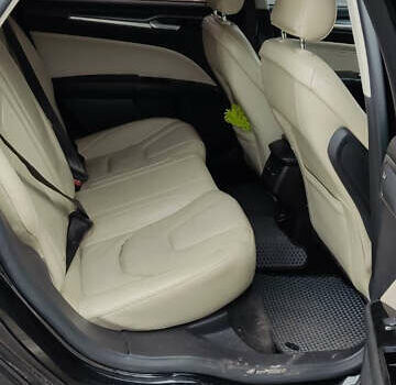 Черный Форд Фьюжн, объемом двигателя 2 л и пробегом 180 тыс. км за 10500 $, фото 4 на Automoto.ua