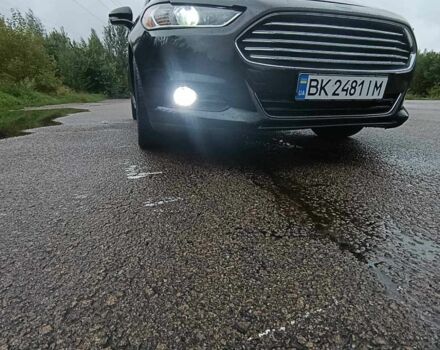 Форд Фьюжн 2015 в Бердичеве на Automoto.ua Черный Форд Фьюжн, объемом двигателя 2 л и пробегом 290 тыс. км за 12500 $, фото 3 на Automoto.ua