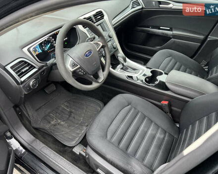 Чорний Форд Фьюжен, об'ємом двигуна 2 л та пробігом 220 тис. км за 7200 $, фото 4 на Automoto.ua