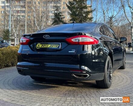 Черный Форд Фьюжн, объемом двигателя 2 л и пробегом 162 тыс. км за 12500 $, фото 6 на Automoto.ua