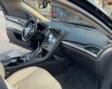Форд Фьюжен 2015 у Львові на Automoto.ua Чорний Форд Фьюжен, об'ємом двигуна 2 л та пробігом 187 тис. км за 9900 $, фото 8 на Automoto.ua