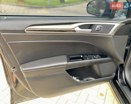 Черный Форд Фьюжн, объемом двигателя 2 л и пробегом 249 тыс. км за 10977 $, фото 25 на Automoto.ua