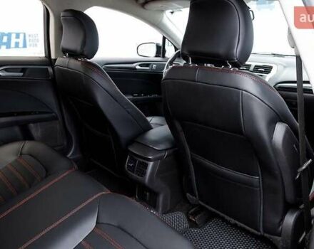 Чорний Форд Фьюжен, об'ємом двигуна 2.49 л та пробігом 238 тис. км за 9550 $, фото 22 на Automoto.ua