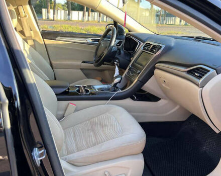 Чорний Форд Фьюжен, об'ємом двигуна 2.5 л та пробігом 207 тис. км за 11000 $, фото 8 на Automoto.ua