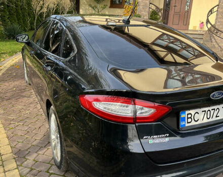 Чорний Форд Фьюжен, об'ємом двигуна 2 л та пробігом 241 тис. км за 11200 $, фото 4 на Automoto.ua