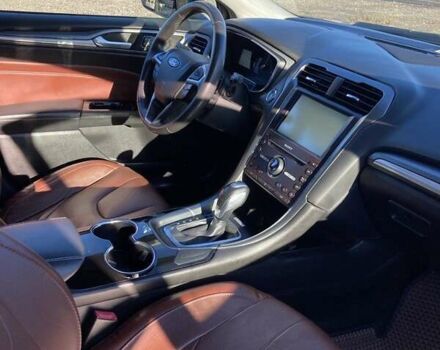 Чорний Форд Фьюжен, об'ємом двигуна 2 л та пробігом 130 тис. км за 13500 $, фото 4 на Automoto.ua