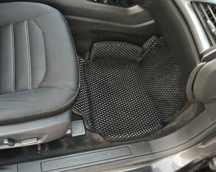 Черный Форд Фьюжн, объемом двигателя 2.49 л и пробегом 234 тыс. км за 8999 $, фото 18 на Automoto.ua